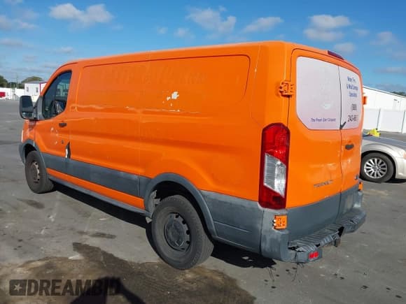✅ 2015 Ford Transit Cargo • VIN: 1FTNR1ZM5FKA11354 • Лот: 43917234. Опубликован ранее на IAAI с пробегом 361 046 миль. Бесплатный доступ к архиву аукционных продаж из США и подробный отчёт об истории автомобиля на DreamBid. Изображение 3.