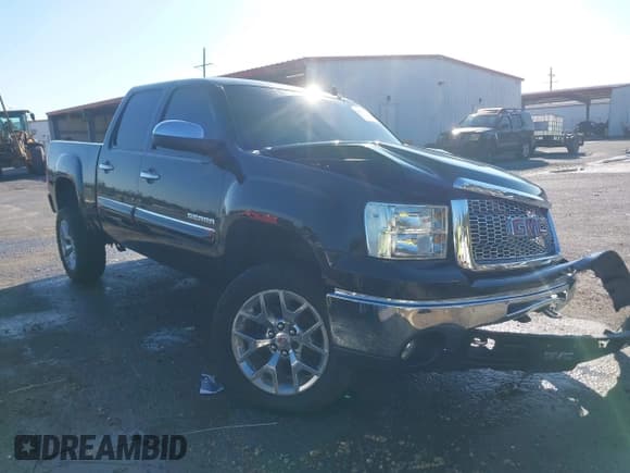 ✅ 2011 GMC Sierra 1500 SLE • VIN: 3GTP1VE07BG391499 • Лот: 43524534. Опубликован ранее на IAAI с пробегом 160 998 миль. Бесплатный доступ к архиву аукционных продаж из США и подробный отчёт об истории автомобиля на DreamBid. Изображение 1.