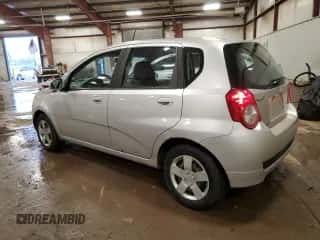 2009 Chevrolet Aveo 1LT z VIN KL1TD66E59B395194, wystawiony jako Copart lot #87202024 z przebiegiem 105 944 mil mil oraz Czysty tytuł • Clean title. Historia ofert i sprzedaży dostępna na DreamBid. Obrazek 2.