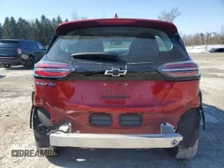 ✅ 2023 Chevrolet Bolt EV 2LT • VIN: 1G1FX6S05P4184370 • Lot: 48397545. Wystawiony na Copart z przebiegiem 13 991 mil. Bezpłatny archiwum sprzedaży aukcyjnych z USA i szczegółowy raport historii pojazdu na DreamBid. Zdjęcie 6.