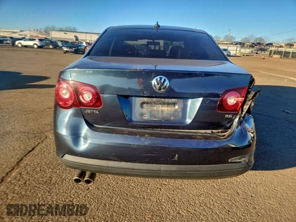 ✅ 2008 Volkswagen Jetta SE • VIN: 3VWRZ71K78M039728 • Lot: 96014885. Wystawiony na Copart z przebiegiem 181 767 mil. Bezpłatny archiwum sprzedaży aukcyjnych z USA i szczegółowy raport historii pojazdu na DreamBid. Zdjęcie 6.