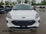 ✅ 2022 Ford Escape SE • VIN: 1FMCU9G64NUB03448 • Lot: 55403545. Wystawiony na Copart z przebiegiem 33 431 mil. Bezpłatny archiwum sprzedaży aukcyjnych z USA i szczegółowy raport historii pojazdu na DreamBid. Zdjęcie 5.