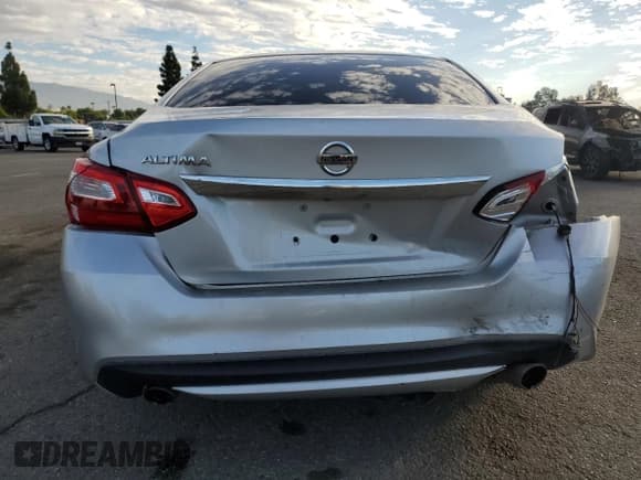 ✅ 2017 Nissan Altima S • VIN: 1N4AL3AP6HC493031 • Lot: 81645245. Wystawiony na Copart z przebiegiem 163 309 mil. Bezpłatny archiwum sprzedaży aukcyjnych z USA i szczegółowy raport historii pojazdu na DreamBid. Zdjęcie 6.