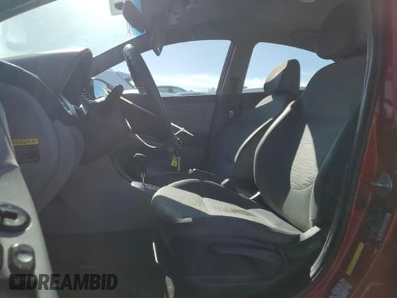 ✅ 2016 Hyundai Accent SE • VIN: KMHCT4AE5GU119666 • Лот: 81200484. Опубликован ранее на Copart с пробегом 153 418 миль. Бесплатный доступ к архиву аукционных продаж из США и подробный отчёт об истории автомобиля на DreamBid. Изображение 7.