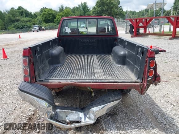 ✅ 1990 Nissan Hardbody • VIN: 1N6HD16S2LC394462 • Lot: 42623095. Wystawiony na IAAI z przebiegiem 411 846 mil. Bezpłatny archiwum sprzedaży aukcyjnych z USA i szczegółowy raport historii pojazdu na DreamBid. Zdjęcie 16.