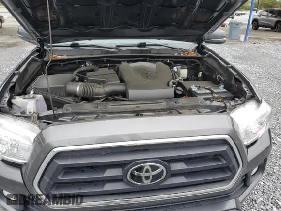 ✅ 2022 Toyota Tacoma SR5 • VIN: 3TMAZ5CN0NM185587 • Lot: 90533725. Wystawiony na Copart z przebiegiem 136 355 mil. Bezpłatny archiwum sprzedaży aukcyjnych z USA i szczegółowy raport historii pojazdu na DreamBid. Zdjęcie 11.