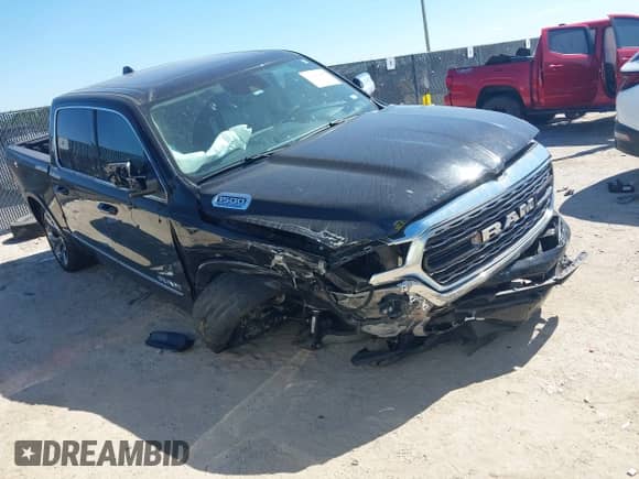 2024 Ram 1500 Limited с VIN 1C6SRFHT0RN115947, выставлен на аукционе IAAI как лот 42235255 с пробегом 18 961 миль миль и . История ставок и продаж доступна на DreamBid. Изображение 1.