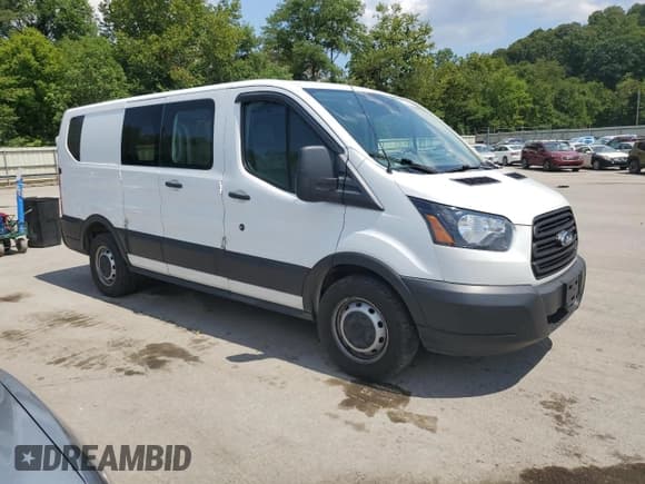 ✅ 2019 Ford Transit • VIN: 1FTYE1ZM8KKA08886 • Lot: 86341625. Wystawiony na Copart z przebiegiem 150 904 mil. Bezpłatny archiwum sprzedaży aukcyjnych z USA i szczegółowy raport historii pojazdu na DreamBid. Zdjęcie 4.