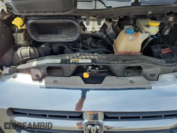 ✅ 2016 Ram ProMaster Cargo • VIN: 3C6TRVAG7GE117885 • Lot: 63066085. Listed on Copart with 104,416 mi. Free auction sales archive from the USA and detailed vehicle history report at DreamBid. Image 12.