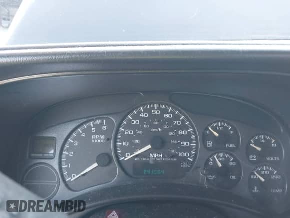 2002 Chevrolet Silverado 1500 LS z VIN 1GCEK14T12E143281, wystawiony jako IAAI lot #43197831 z przebiegiem 241 904 mil mil oraz . Historia ofert i sprzedaży dostępna na DreamBid. Obrazek 7.