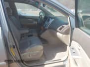 ✅ 2009 Lexus RX 350 • VIN: 2T2GK31U79C060559 • Lot: 43326009. Wystawiony na IAAI z przebiegiem 247 481 mil. Bezpłatny archiwum sprzedaży aukcyjnych z USA i szczegółowy raport historii pojazdu na DreamBid. Zdjęcie 5.