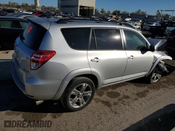 ✅ 2010 Toyota RAV4 Sport • VIN: JTMRK4DV7A5098320 • Lot: 90409515. Listed on Copart with Not provided. Free auction sales archive from the USA and detailed vehicle history report at DreamBid. Image 3.