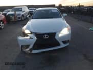 ✅ 2015 Lexus IS 250 • VIN: JTHBF1D24F5060480 • Lot: 43809840. Wystawiony na IAAI z przebiegiem 85 795 mil. Bezpłatny archiwum sprzedaży aukcyjnych z USA i szczegółowy raport historii pojazdu na DreamBid. Zdjęcie 12.