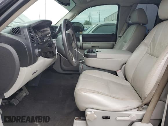 ✅ 2009 Chevrolet Silverado 1500 LT • VIN: 2GCEK29J391119587 • Lot: 74470124. Listed on Copart with 161,713 mi. Free auction sales archive from the USA and detailed vehicle history report at DreamBid. Image 7.