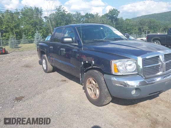 ✅ 2005 Dodge Dakota SLT • VIN: 1D7HW48N05S227232 • Lot: 42816124. Listed on IAAI with 187,080 mi. Free auction sales archive from the USA and detailed vehicle history report at DreamBid. Image 6.