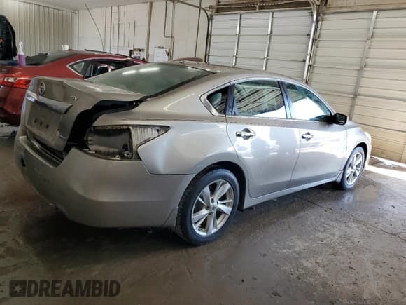 ✅ 2013 Nissan Altima SV • VIN: 1N4AL3AP9DC241736 • Lot: 87464665. Listed on Copart with 112,492 mi. Free auction sales archive from the USA and detailed vehicle history report at DreamBid. Image 3.