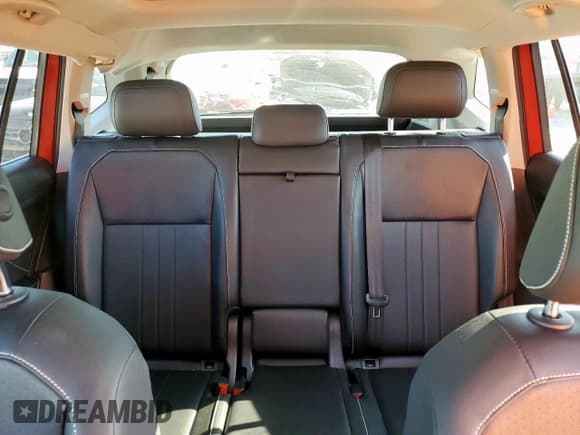 ✅ 2022 Volkswagen Tiguan SE • VIN: 3VV3B7AX9NM057430 • Lot: 82296135. Wystawiony na Copart z przebiegiem 20 963 mil. Bezpłatny archiwum sprzedaży aukcyjnych z USA i szczegółowy raport historii pojazdu na DreamBid. Zdjęcie 10.