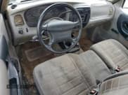 ✅ 1996 Ford Ranger XL • VIN: 1FTCR10A9TUD89672 • Лот: 94699705. Опубликован ранее на Copart с пробегом 134 420 миль. Бесплатный доступ к архиву аукционных продаж из США и подробный отчёт об истории автомобиля на DreamBid. Изображение 8.