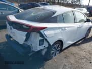 ✅ 2017 Toyota Prius Plus • VIN: JTDKARFP4H3065264 • Lot: 42198322. Wystawiony na IAAI z przebiegiem 116 010 mil. Bezpłatny archiwum sprzedaży aukcyjnych z USA i szczegółowy raport historii pojazdu na DreamBid. Zdjęcie 4.