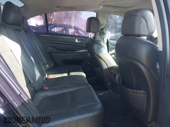 ✅ 2009 Hyundai Genesis • VIN: KMHGC46E69U046515 • Lot: 43634289. Wystawiony na IAAI z przebiegiem 195 447 mil. Bezpłatny archiwum sprzedaży aukcyjnych z USA i szczegółowy raport historii pojazdu na DreamBid. Zdjęcie 8.