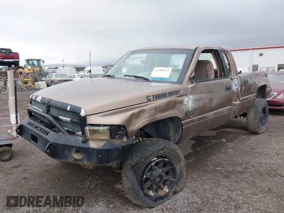 ✅ 2001 Dodge 2500 • VIN: 3B7KF23641G176193 • Lot: 43188312. Listed on IAAI with Not provided. Free auction sales archive from the USA and detailed vehicle history report at DreamBid. Image 2.