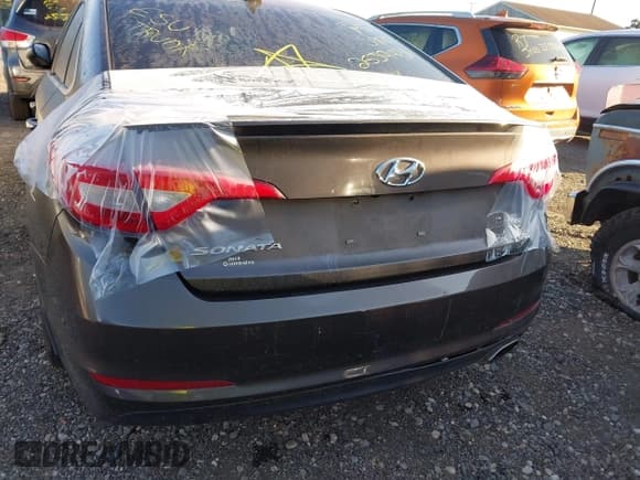 ✅ 2016 Hyundai Sonata Eco • VIN: 5NPE24AA2GH434464 • Лот: 43279969. Опубликован ранее на IAAI с пробегом Не указан. Бесплатный доступ к архиву аукционных продаж из США и подробный отчёт об истории автомобиля на DreamBid. Изображение 6.