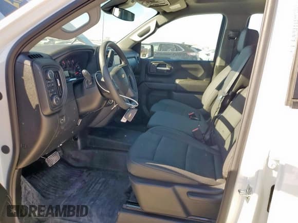 ✅ 2025 Chevrolet Silverado 1500 • VIN: 1GCRKAEK6SZ292611 • Lot: 85929195. Wystawiony na Copart z przebiegiem 866 mil. Bezpłatny archiwum sprzedaży aukcyjnych z USA i szczegółowy raport historii pojazdu na DreamBid. Zdjęcie 7.