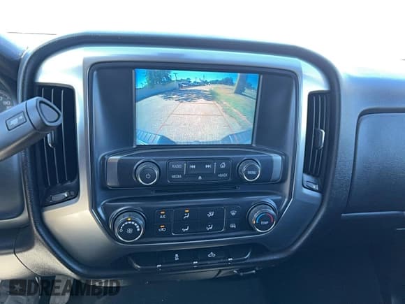 ✅ 2019 Chevrolet Silverado 1500 LT • VIN: 2GCRCPEC3K1163680 • Lot: 89691865. Wystawiony na Copart z przebiegiem 139 881 mil. Bezpłatny archiwum sprzedaży aukcyjnych z USA i szczegółowy raport historii pojazdu na DreamBid. Zdjęcie 12.