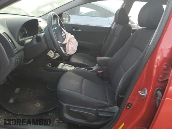 ✅ 2011 Hyundai Elantra SE • VIN: KMHDC8AE9BU124938 • Lot: 80071135. Listed on Copart with Not provided. Free auction sales archive from the USA and detailed vehicle history report at DreamBid. Image 7.