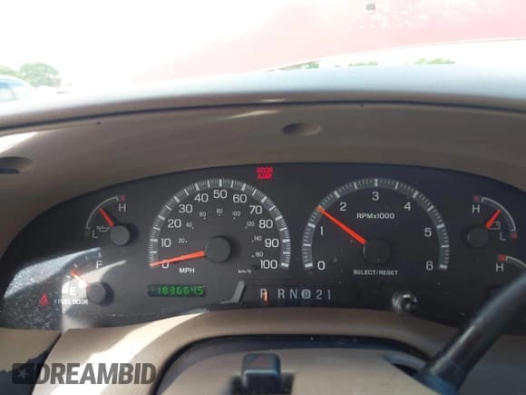 ✅ 2002 Ford F-150 XL • VIN: 1FTRX17252NB80310 • Лот: 43295500. Опубликован ранее на IAAI с пробегом 183 664 миль. Бесплатный доступ к архиву аукционных продаж из США и подробный отчёт об истории автомобиля на DreamBid. Изображение 7.