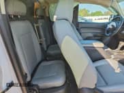 ✅ 2020 Chevrolet Colorado 2WD Work Truck • VIN: 1GCHSBEA6L1126453 • Lot: 93485515. Wystawiony na Copart z przebiegiem 85 771 mil. Bezpłatny archiwum sprzedaży aukcyjnych z USA i szczegółowy raport historii pojazdu na DreamBid. Zdjęcie 10.