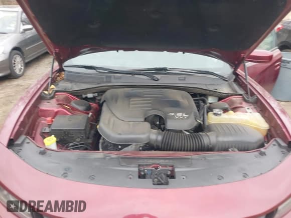 ✅ 2019 Dodge Charger SXT • VIN: 2C3CDXBG8KH695268 • Лот: 41241876. Опубликован ранее на IAAI с пробегом 73 782 миль. Бесплатный доступ к архиву аукционных продаж из США и подробный отчёт об истории автомобиля на DreamBid. Изображение 10.