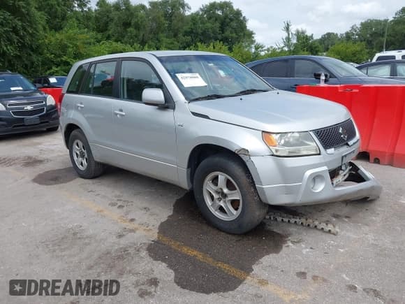 ✅ 2007 Suzuki Grand Vitara • VIN: JS3TE941774200514 • Лот: 42878080. Опубликован ранее на IAAI с пробегом Не указан. Бесплатный доступ к архиву аукционных продаж из США и подробный отчёт об истории автомобиля на DreamBid. Изображение 1.