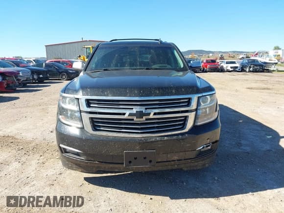 ✅ 2019 Chevrolet Suburban Premier • VIN: 1GNSKJKJ1KR244132 • Lot: 43398687. Listed on IAAI with 101,893 mi. Free auction sales archive from the USA and detailed vehicle history report at DreamBid. Image 12.