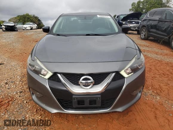 ✅ 2017 Nissan Maxima SR • VIN: 1N4AA6AP7HC433346 • Lot: 70000424. Wystawiony na Copart z przebiegiem 68 764 mil. Bezpłatny archiwum sprzedaży aukcyjnych z USA i szczegółowy raport historii pojazdu na DreamBid. Zdjęcie 5.