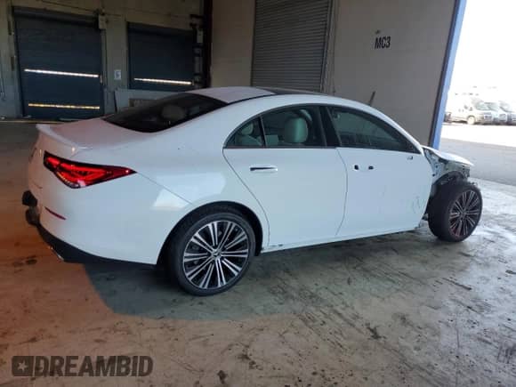 2022 Mercedes-Benz CLA 250 с VIN W1K5J4GB8NN293289, выставлен на аукционе Copart как лот 68031635 с пробегом 19 984 миль миль и Списание • Salvage title. История ставок и продаж доступна на DreamBid. Изображение 3.