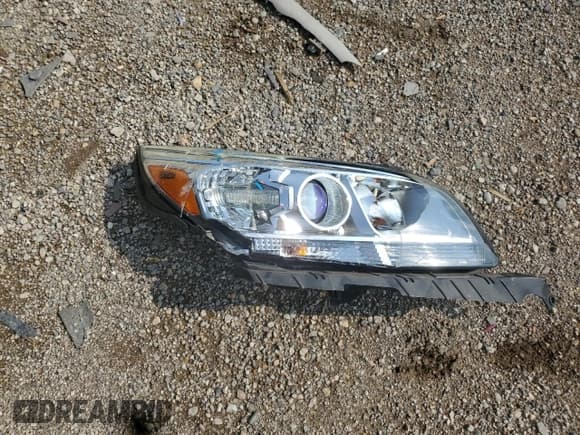 ✅ 2015 Chevrolet Malibu LTZ • VIN: 1G11F5SL1FF154223 • Лот: 68945025. Опубликован ранее на Copart с пробегом 71 212 миль. Бесплатный доступ к архиву аукционных продаж из США и подробный отчёт об истории автомобиля на DreamBid. Изображение 12.