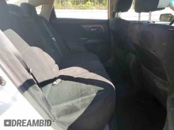 2015 Nissan Altima SV with VIN 1N4AL3APXFC184224, listed as a Copart auction lot 82470615 with 255,276 mi miles and Clean title. Bid and sale history available at DreamBid. Image 10.