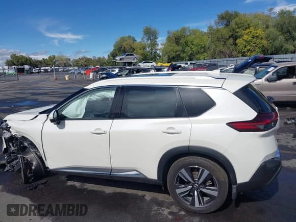 ✅ 2023 Nissan Rogue SL • VIN: JN8BT3CB2PW464062 • Lot: 43334737. Listed on IAAI with 35,856 mi. Free auction sales archive from the USA and detailed vehicle history report at DreamBid. Image 14.