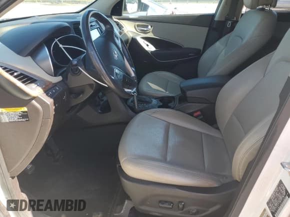 ✅ 2014 Hyundai Santa Fe • VIN: 5XYZW3LAXEG139646 • Лот: 82527295. Опубликован ранее на Copart с пробегом 140 039 миль. Бесплатный доступ к архиву аукционных продаж из США и подробный отчёт об истории автомобиля на DreamBid. Изображение 7.