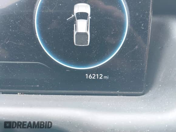 2024 Hyundai Santa Cruz SEL с VIN 5NTJC4AE9RH086830, выставлен на аукционе IAAI как лот 41357302 с пробегом 16 212 миль миль и . История ставок и продаж доступна на DreamBid. Изображение 7.