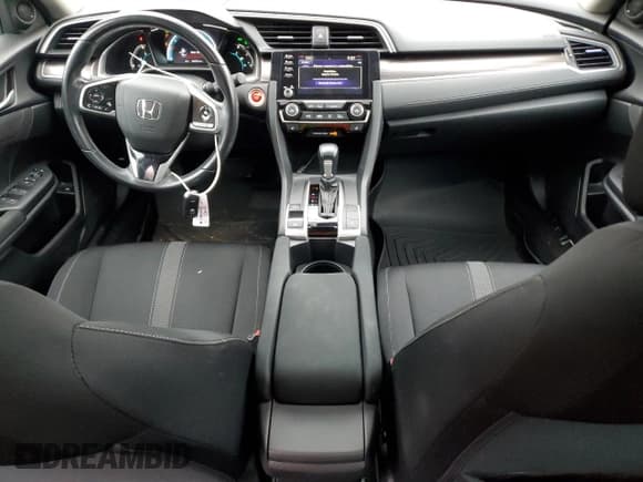 ✅ 2019 Honda Civic EX • VIN: 19XFC1F30KE210052 • Lot: 92073705. Listed on Copart with 35,875 mi. Free auction sales archive from the USA and detailed vehicle history report at DreamBid. Image 8.