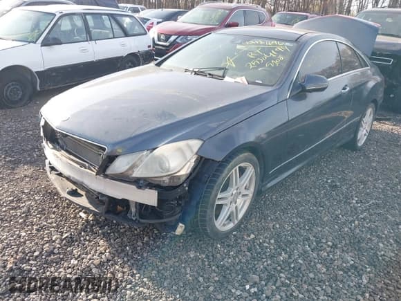 ✅ 2010 Mercedes-Benz E 550 • VIN: WDDKJ7CB9AF032400 • Лот: 42121696. Опубликован ранее на IAAI с пробегом Не указан. Бесплатный доступ к архиву аукционных продаж из США и подробный отчёт об истории автомобиля на DreamBid. Изображение 2.