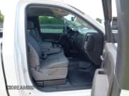 ✅ 2016 Chevrolet Silverado 2500HD Work Truck • VIN: 1GC0CUEG9GZ407387 • Lot: 42822609. Wystawiony na IAAI z przebiegiem 111 222 mil. Bezpłatny archiwum sprzedaży aukcyjnych z USA i szczegółowy raport historii pojazdu na DreamBid. Zdjęcie 5.