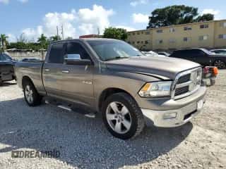 ✅ 2010 Dodge 1500 ST • VIN: 1D7RB1GP2AS115513 • Lot: 78902344. Wystawiony na Copart z przebiegiem 99 004 mil. Bezpłatny archiwum sprzedaży aukcyjnych z USA i szczegółowy raport historii pojazdu na DreamBid. Zdjęcie 4.