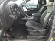 ✅ 2024 Chevrolet Silverado 1500 LTZ • VIN: 2GCUDGED2R1210725 • Лот: 92652775. Опубликован ранее на Copart с пробегом Не указан. Бесплатный доступ к архиву аукционных продаж из США и подробный отчёт об истории автомобиля на DreamBid. Изображение 7.