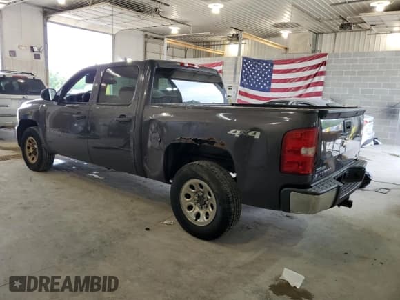 ✅ 2011 Chevrolet Silverado 1500 LS • VIN: 3GCPKREA6BG136128 • Lot: 67971124. Listed on Copart with 268,258 mi. Free auction sales archive from the USA and detailed vehicle history report at DreamBid. Image 2.