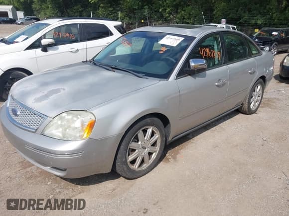 ✅ 2006 Ford Five Hundred Limited • VIN: 1FAFP25156G103763 • Лот: 42967859. Опубликован ранее на IAAI с пробегом 183 778 миль. Бесплатный доступ к архиву аукционных продаж из США и подробный отчёт об истории автомобиля на DreamBid. Изображение 2.