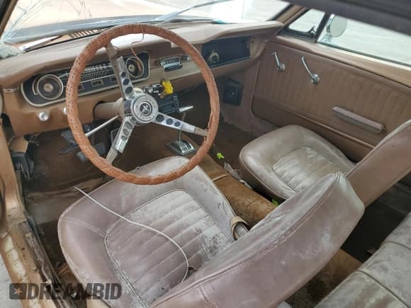 ✅ 1965 Ford Mustang • VIN: 5F07D184129 • Лот: 66800994. Опубликован ранее на Copart с пробегом 85 909 миль. Бесплатный доступ к архиву аукционных продаж из США и подробный отчёт об истории автомобиля на DreamBid. Изображение 8.