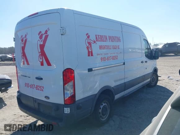 ✅ 2017 Ford Transit • VIN: 1FTYR2CM0HKA86056 • Lot: 41563978. Listed on IAAI with 54,562 mi. Free auction sales archive from the USA and detailed vehicle history report at DreamBid. Image 4.